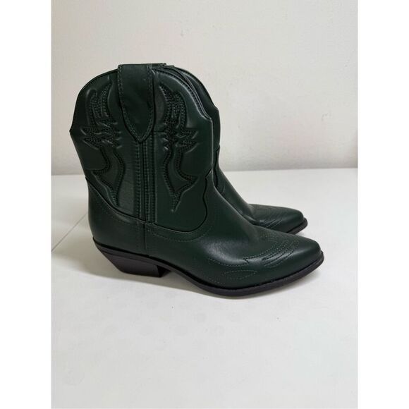 Soda RIGGING Women Western Stitched Pointe Toe Low Heel Ankle Boots Sz 10 Green - Picture 1 of 13